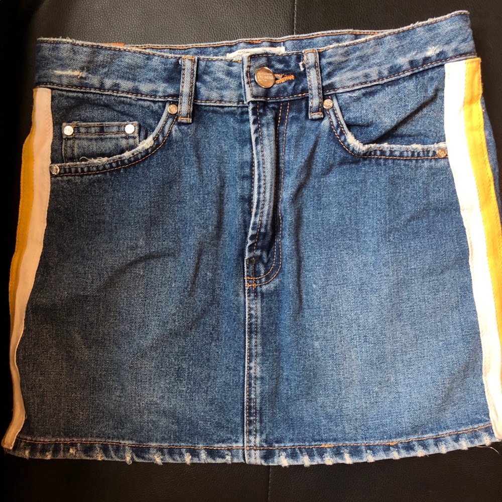 ZARA authentic denim skirt w/ side strip